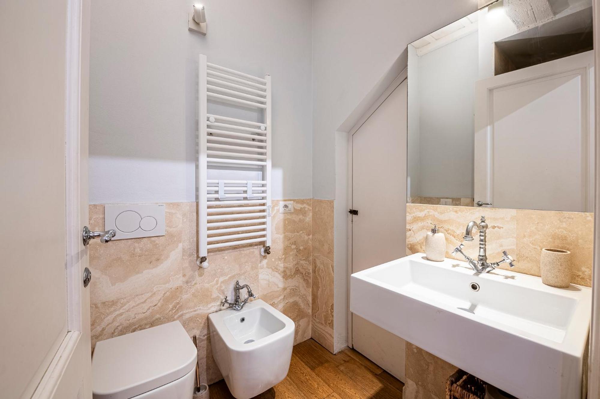 Suite In Pz. Michelangelo: Due Camere Con Due Bagni Florence Extérieur photo