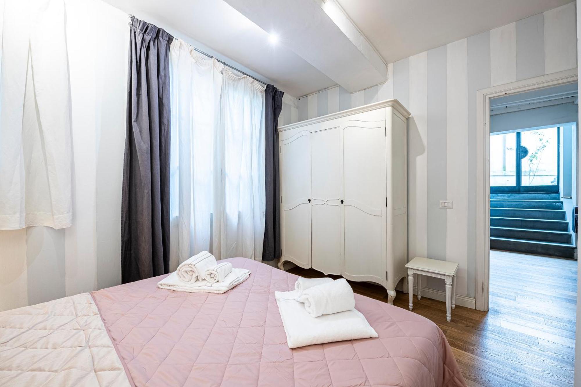 Suite In Pz. Michelangelo: Due Camere Con Due Bagni Florence Extérieur photo